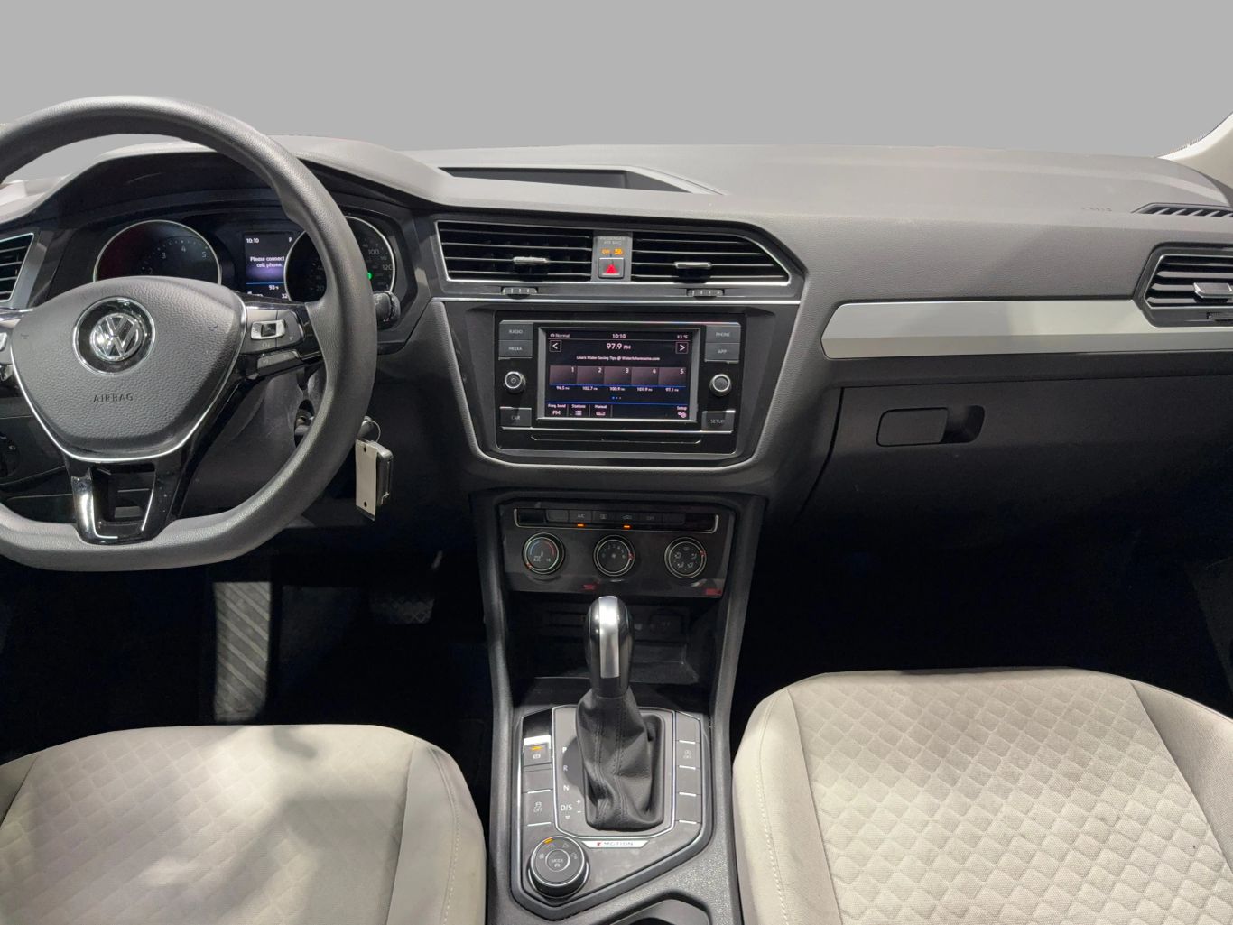 2018 VOLKSWAGEN TIGUAN SUV 4-CYL, TURBO, 2.0 LITER 2.0T S 4MOTION SPORT UTILITY 4D
