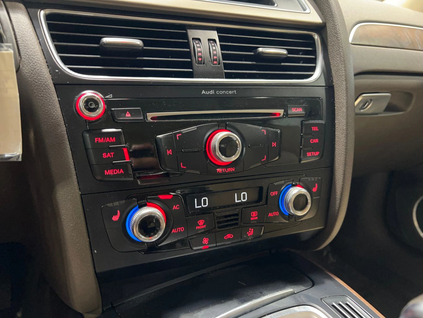 2014 AUDI A4 SEDAN 4-CYL, TURBO, 2.0 LITER PREMIUM PLUS SEDAN 4D