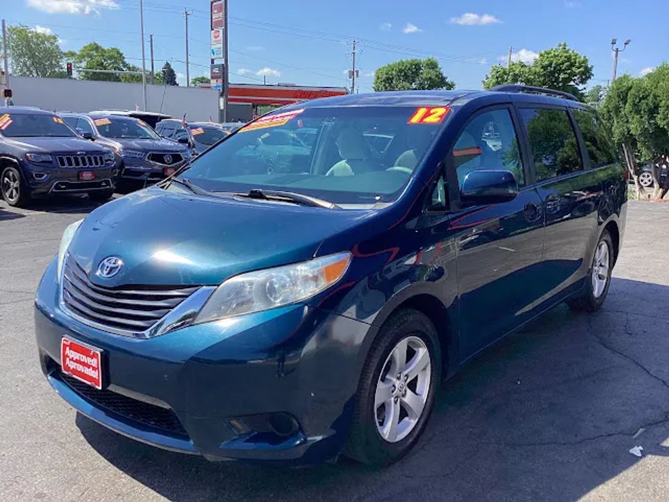 2012 Toyota Sienna - Image 6