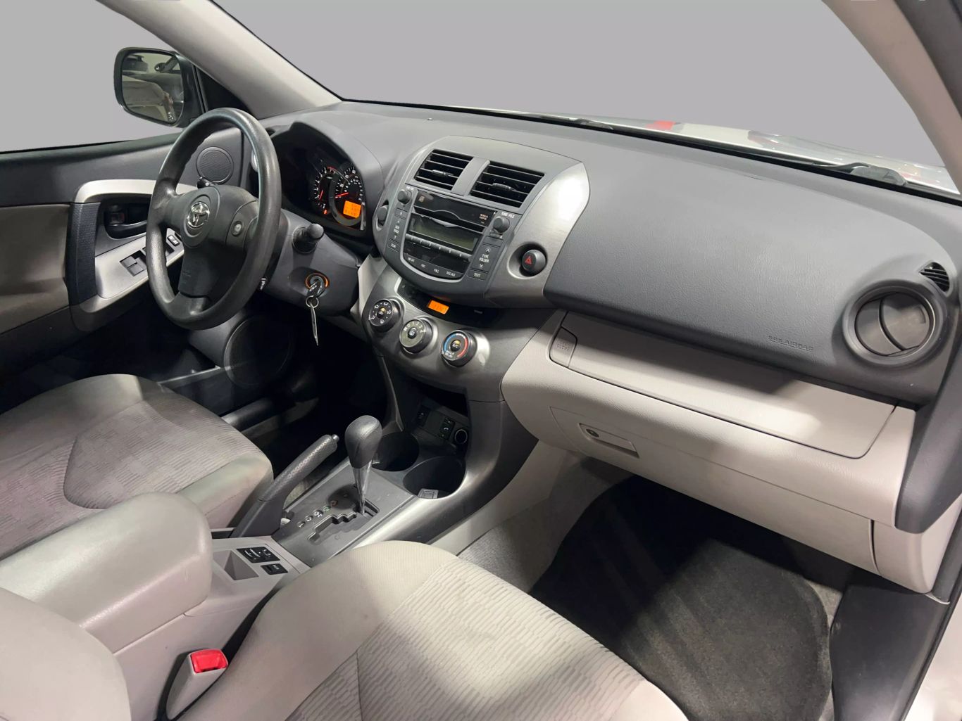2010 TOYOTA RAV4 SUV 4-CYL, 2.5 LITER SPORT UTILITY 4D