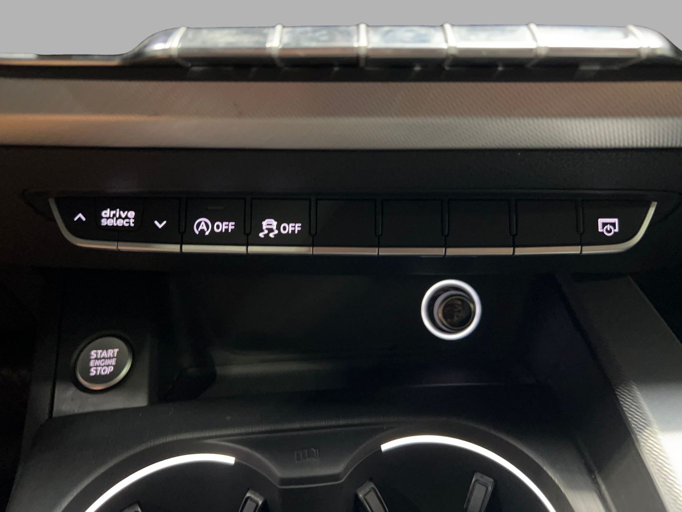 2017 AUDI A4 SEDAN 4-CYL, TURBO, 2.0 LITER PREMIUM SEDAN 4D