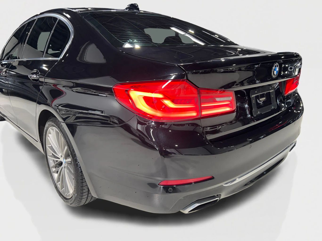 2018 BMW 5 SERIES SEDAN 6-CYL, TURBO, 3.0 LITER 540I SEDAN 4D