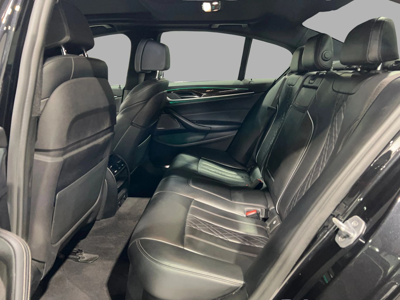 2018 BMW 5 SERIES SEDAN 6-CYL, TURBO, 3.0 LITER 540I SEDAN 4D