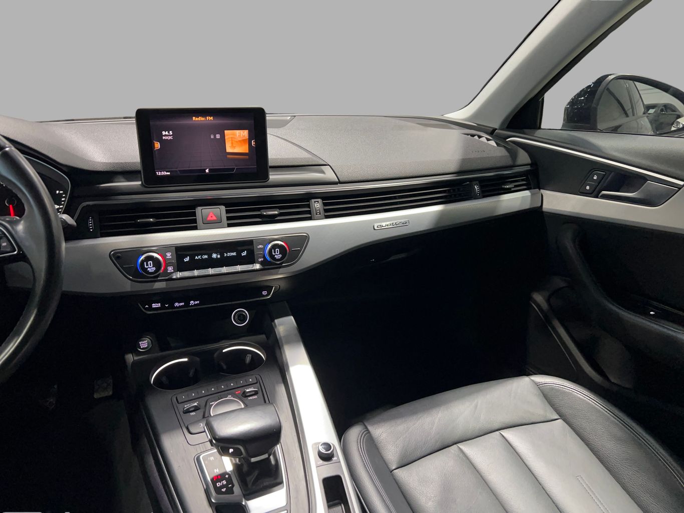 2017 AUDI A4 SEDAN 4-CYL, TURBO, 2.0 LITER PREMIUM SEDAN 4D