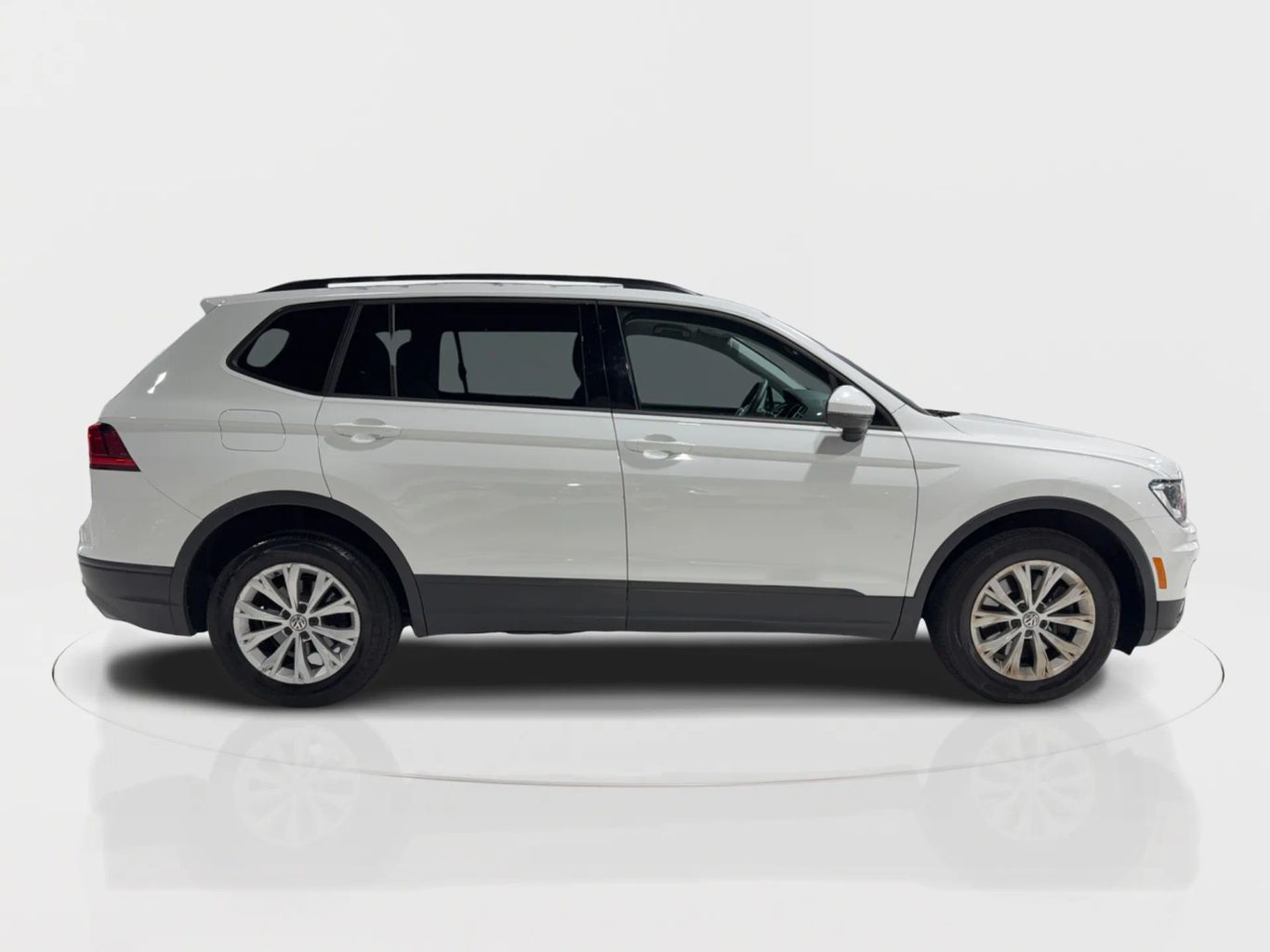 2018 VOLKSWAGEN TIGUAN SUV 4-CYL, TURBO, 2.0 LITER 2.0T S 4MOTION SPORT UTILITY 4D