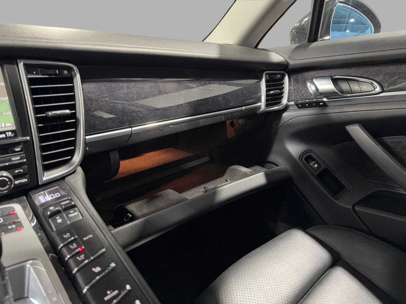 2014 PORSCHE PANAMERA SEDAN V6, HYBRID, 3.0 LITER S E-HYBRID SEDAN 4D