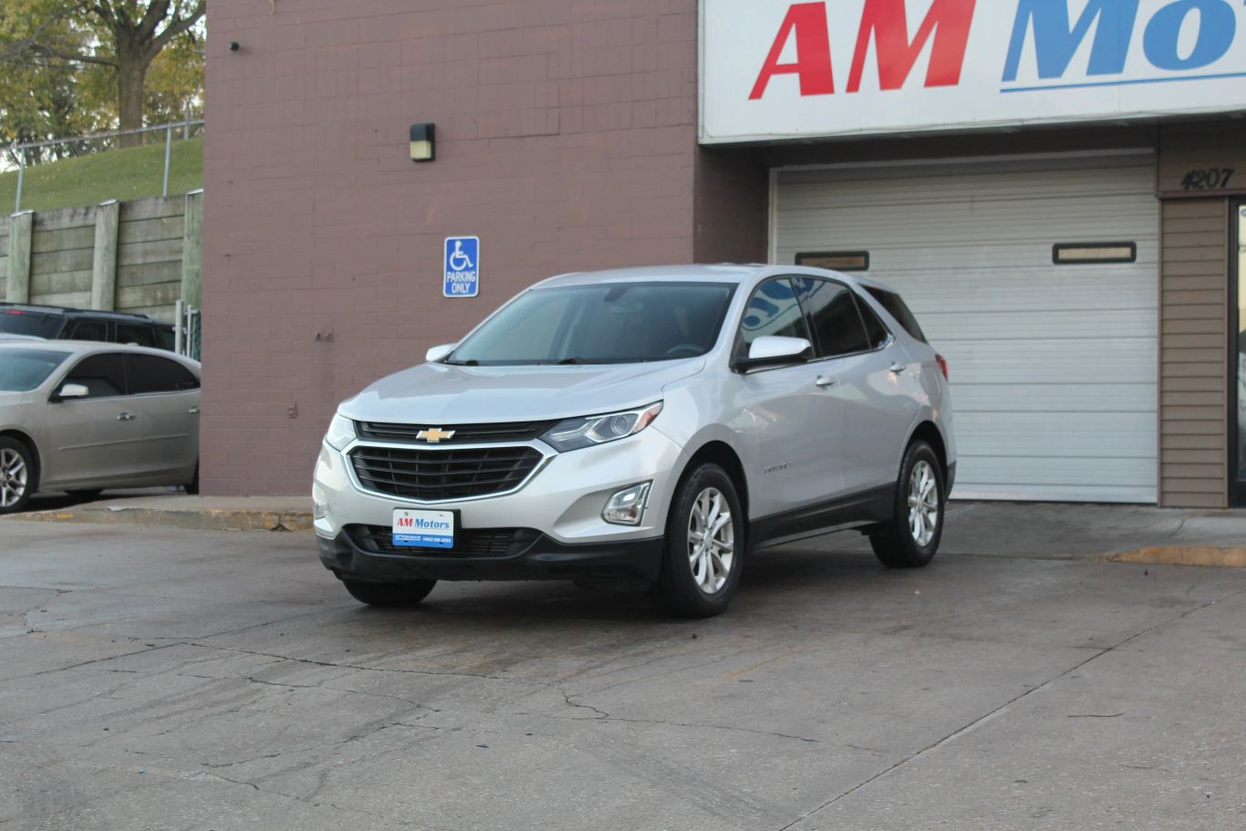 2019 Chevrolet Equinox Lt Sport Utility 4d - Image 3