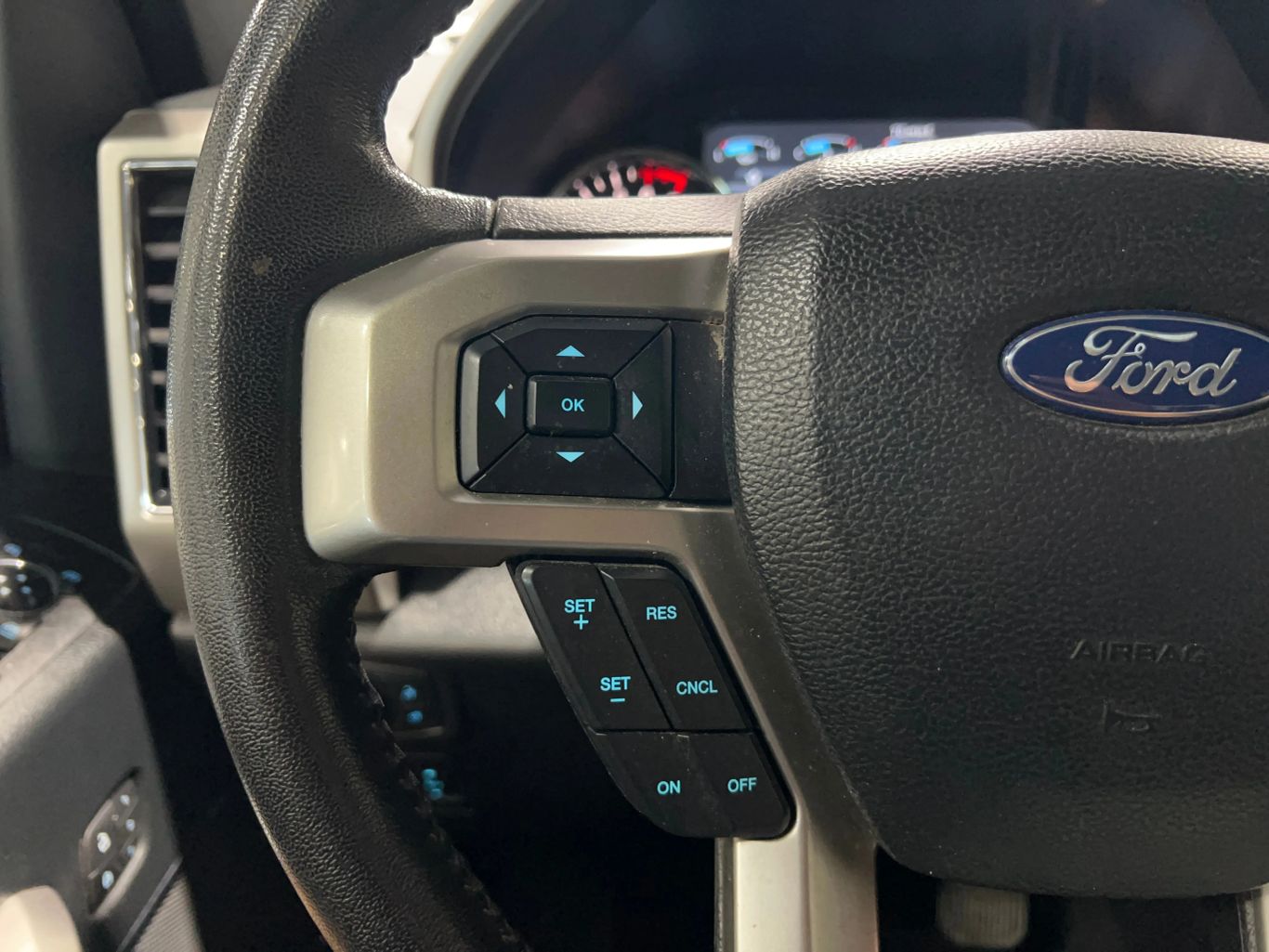 2020 FORD F150 SUPERCREW CAB PICKUP V8, FLEX FUEL, 5.0 LITER LARIAT PICKUP 4D 5 1/2 FT