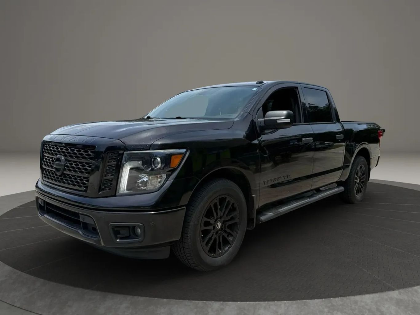 2018 NISSAN TITAN CREW CAB PICKUP V8, 5.6 LITER SV PICKUP 4D 5 1/2 FT