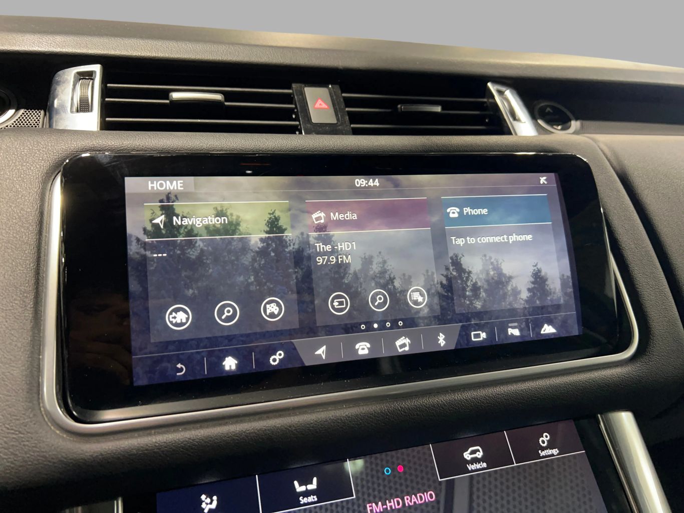 2020 LAND ROVER RANGE ROVER SPORT SUV 6-CYL, TURBO, 3.0 LITER HSE SPORT UTILITY 4D