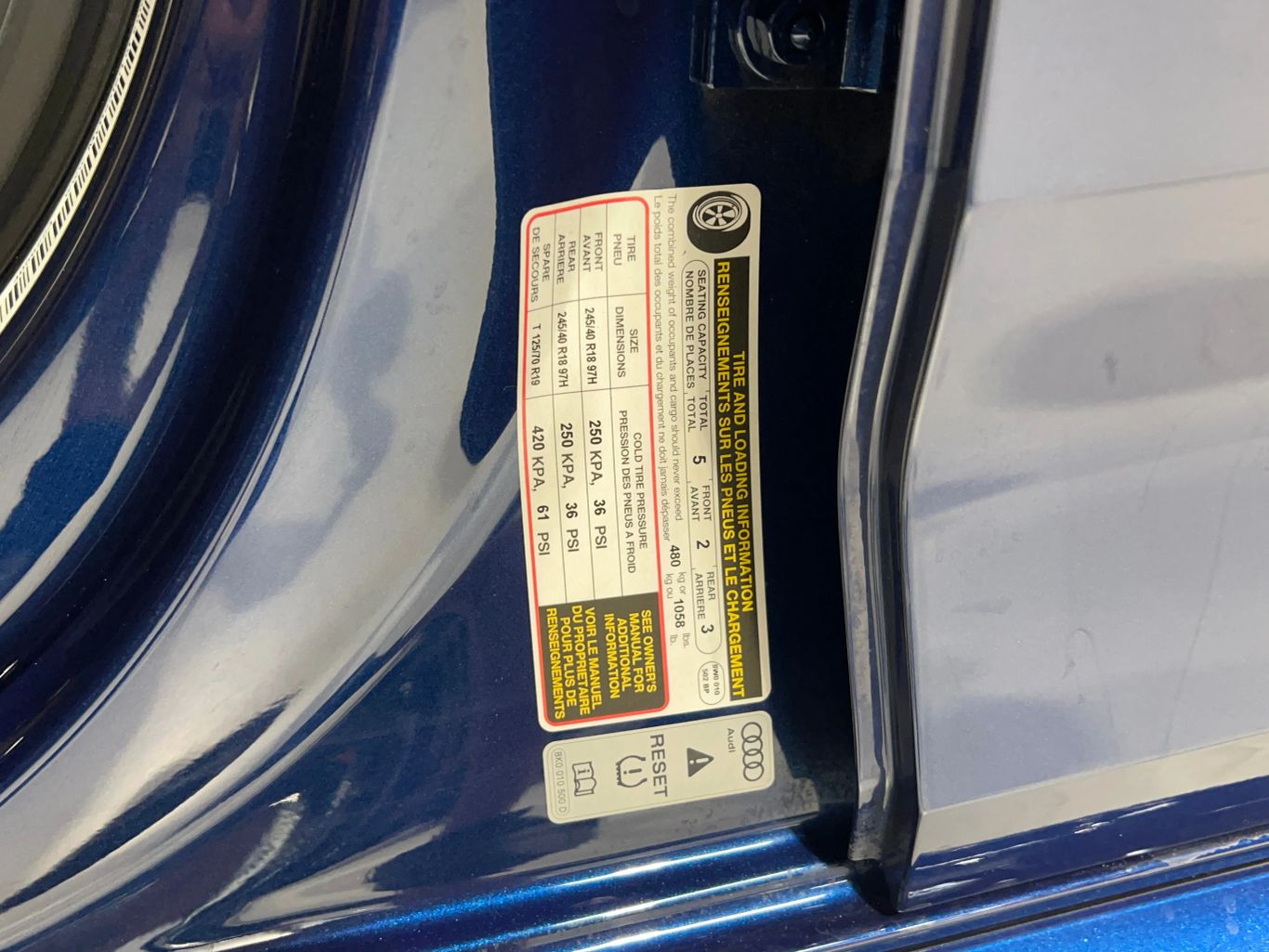 2017 AUDI A4 SEDAN 4-CYL, TURBO, 2.0 LITER PREMIUM PLUS SEDAN 4D