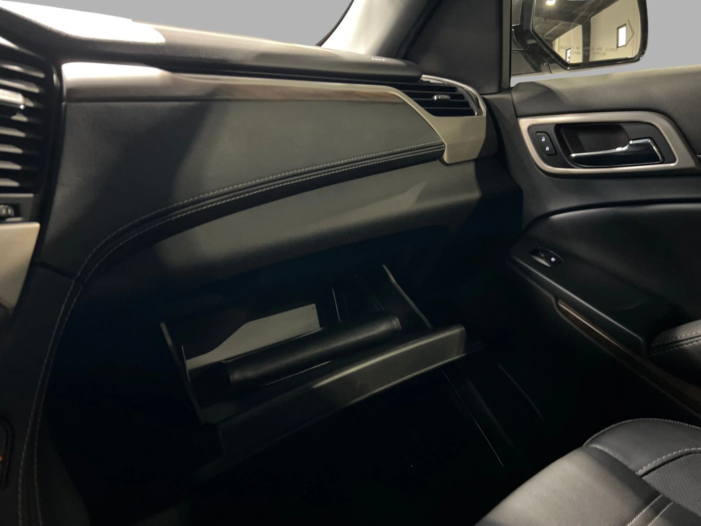2018 GMC YUKON SUV V8, ECOTEC3, 6.2 LITER DENALI SPORT UTILITY 4D