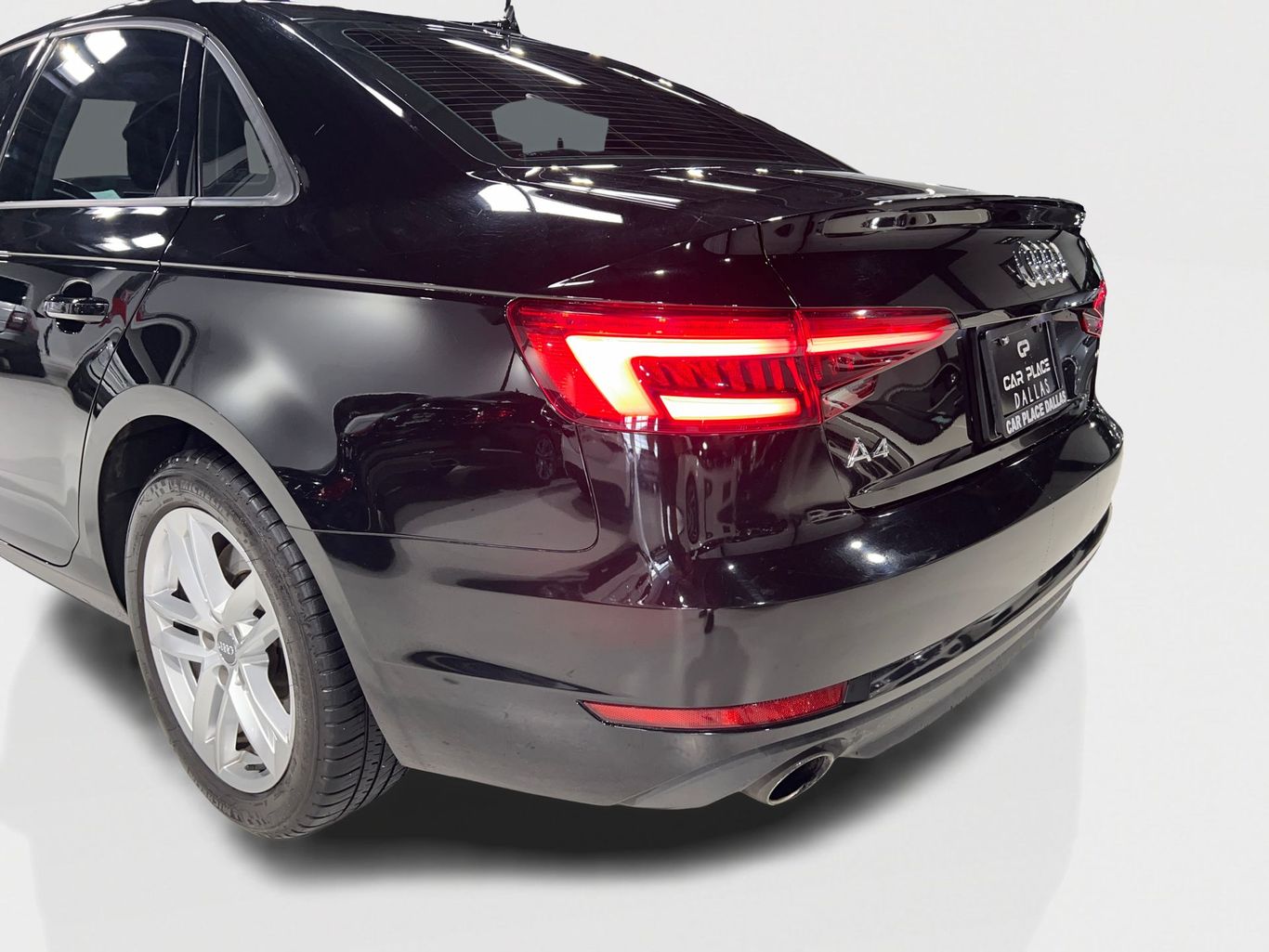 2017 AUDI A4 SEDAN 4-CYL, TURBO, 2.0 LITER PREMIUM SEDAN 4D