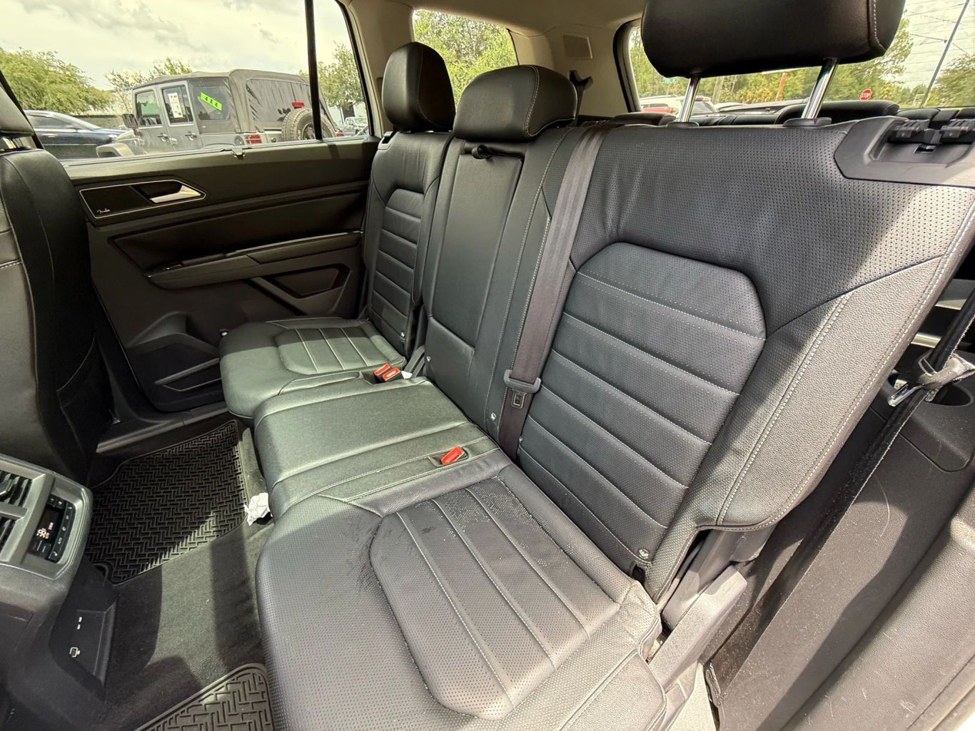 2018 VOLKSWAGEN ATLAS SUV V6, 3.6 LITER SEL PREMIUM 4MOTION SPORT UTILITY 4D