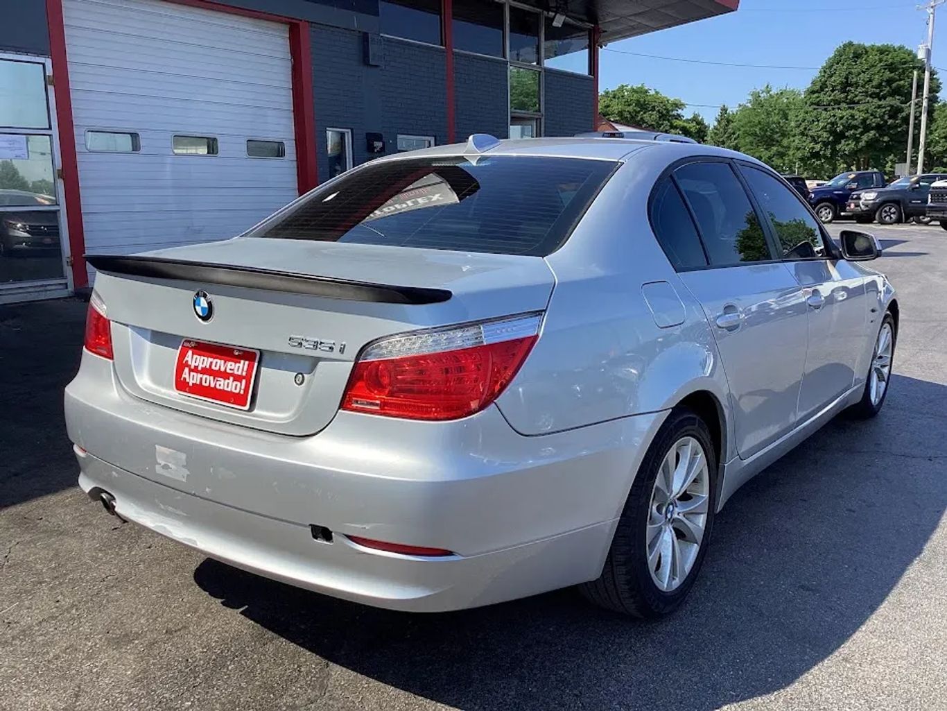 2010 Bmw 5 Series - Image 9