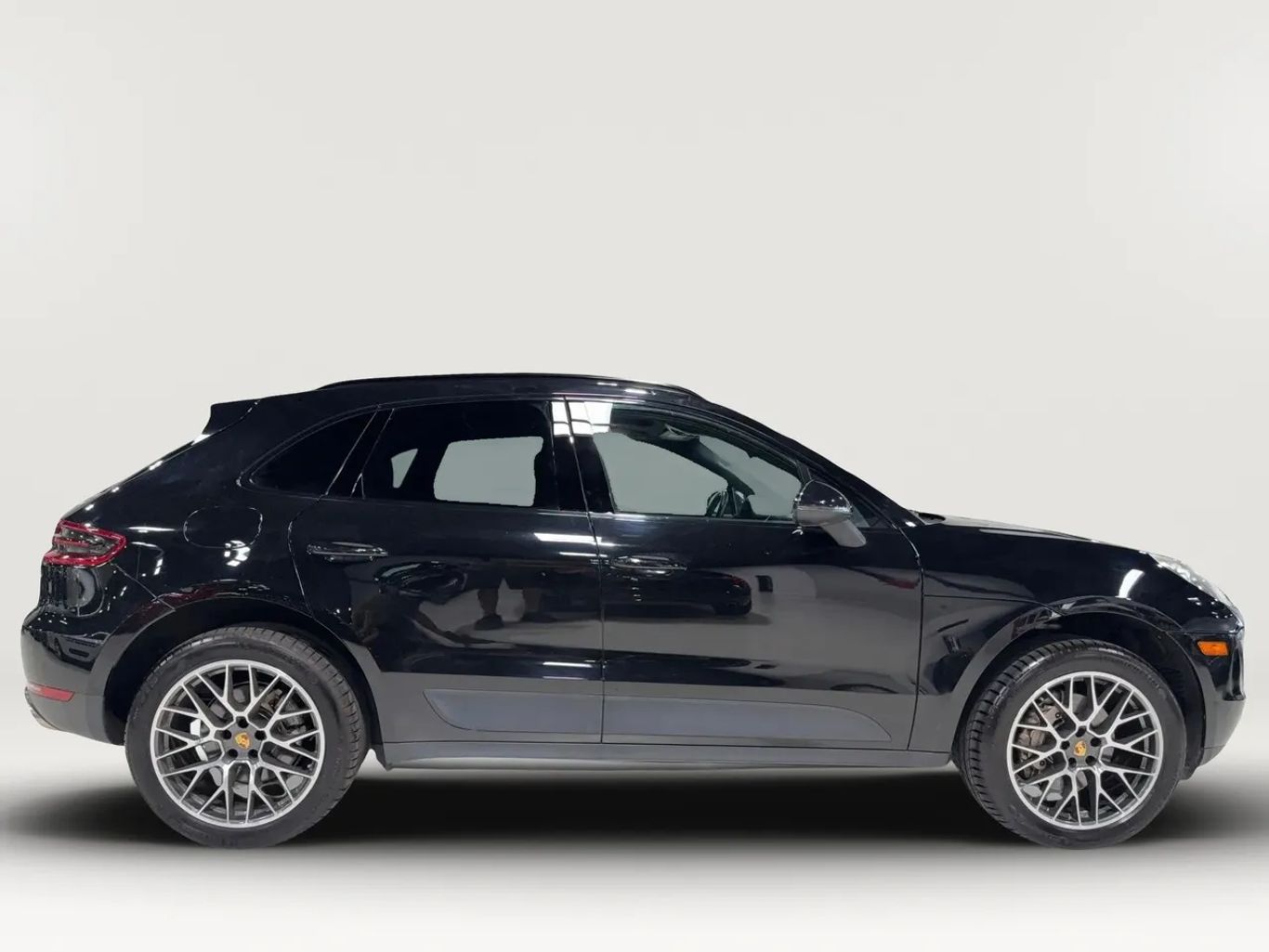 2016 PORSCHE MACAN SUV V6, TWIN TURBO, 3.0 LITER S SPORT UTILITY 4D