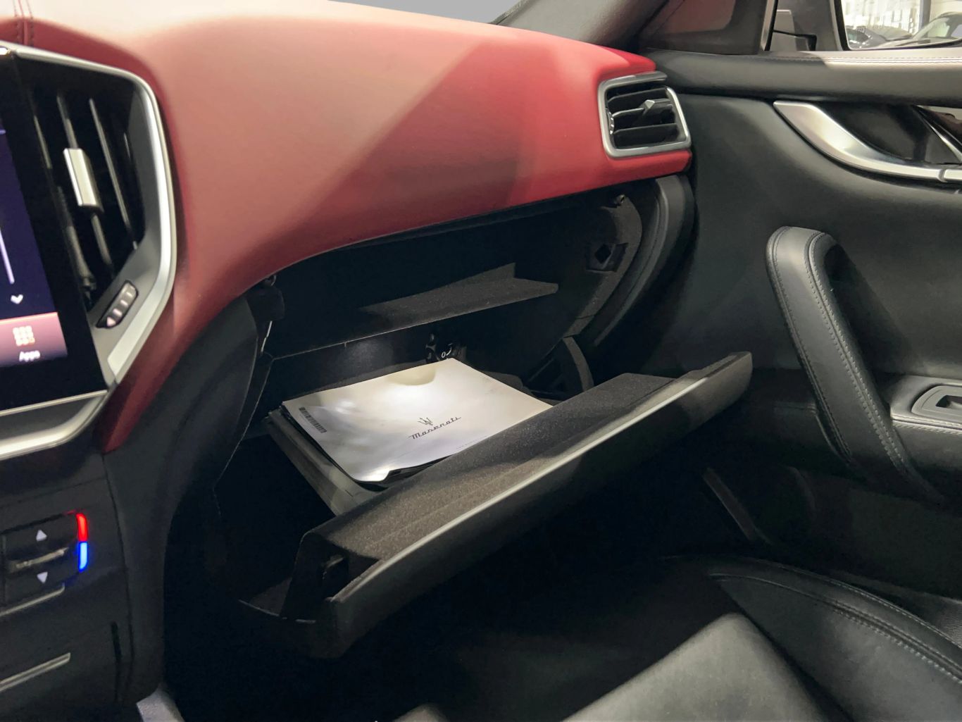 2023 MASERATI GHIBLI SEDAN V6, TWIN TURBO, 3.0 LITER MODENA SEDAN 4D