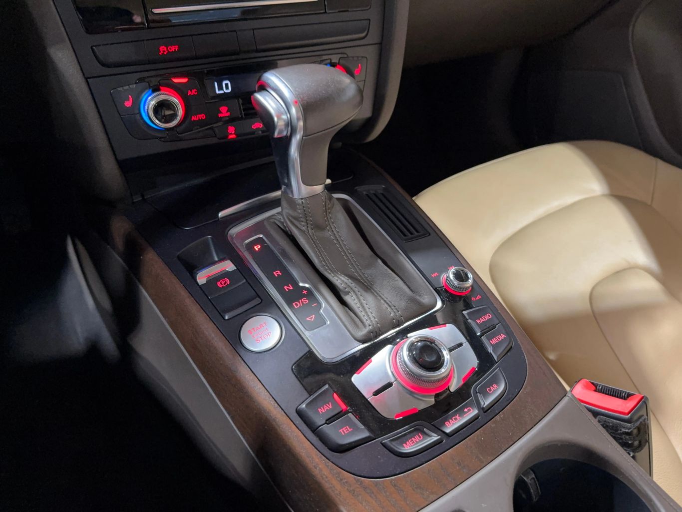 2015 AUDI A4 SEDAN 4-CYL, TURBO, 2.0 LITER PREMIUM PLUS SEDAN 4D