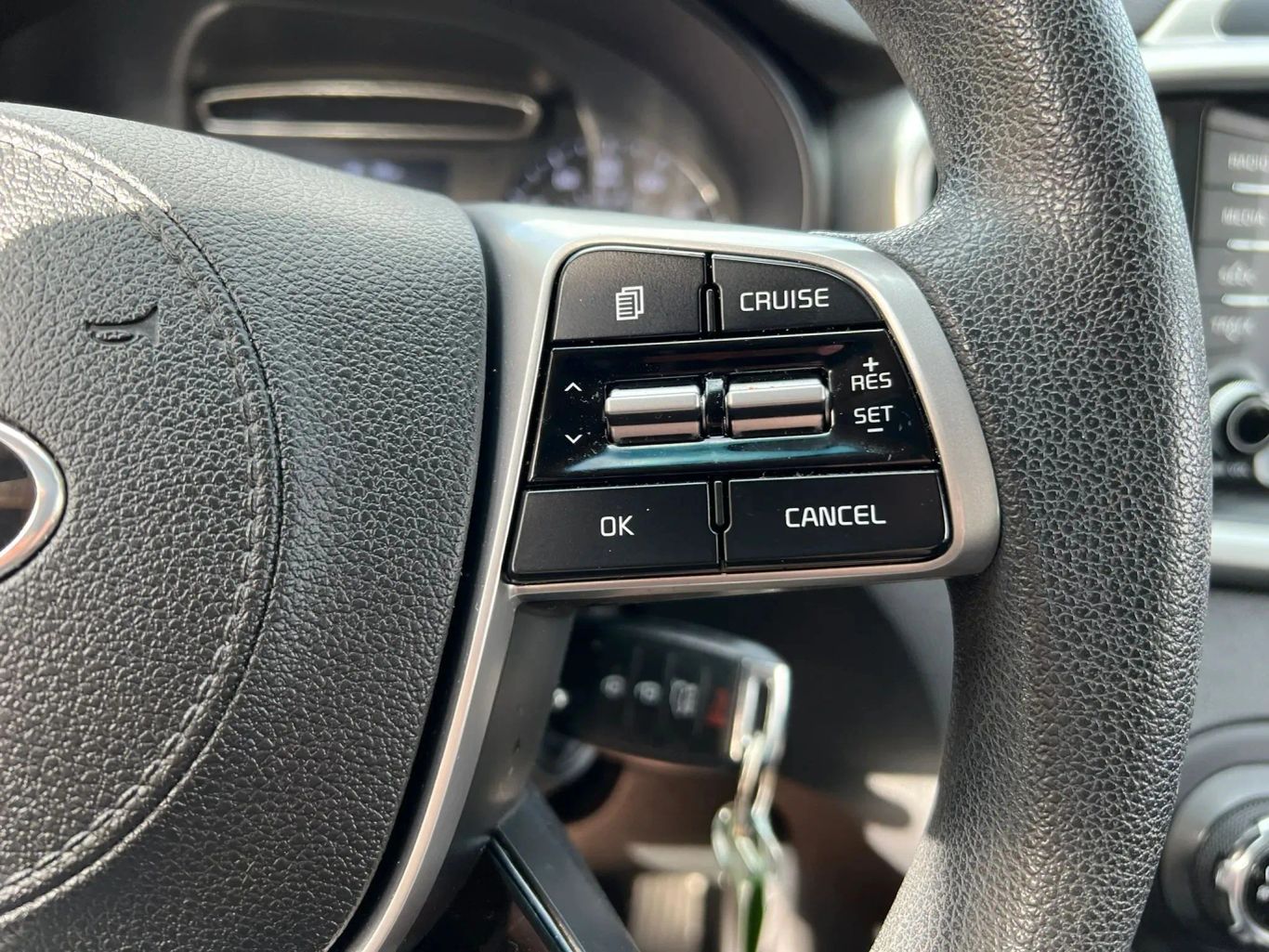 2019 KIA SORENTO SUV 4-CYL, GDI, 2.4 LITER LX SPORT UTILITY 4D