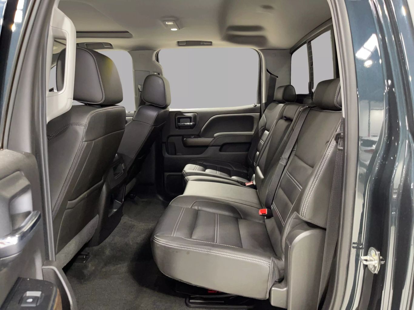 2019 GMC SIERRA 2500 HD CREW CAB PICKUP V8, TURBO DIESEL, 6.6 LITER DENALI PICKUP 4D 6 1/2 FT