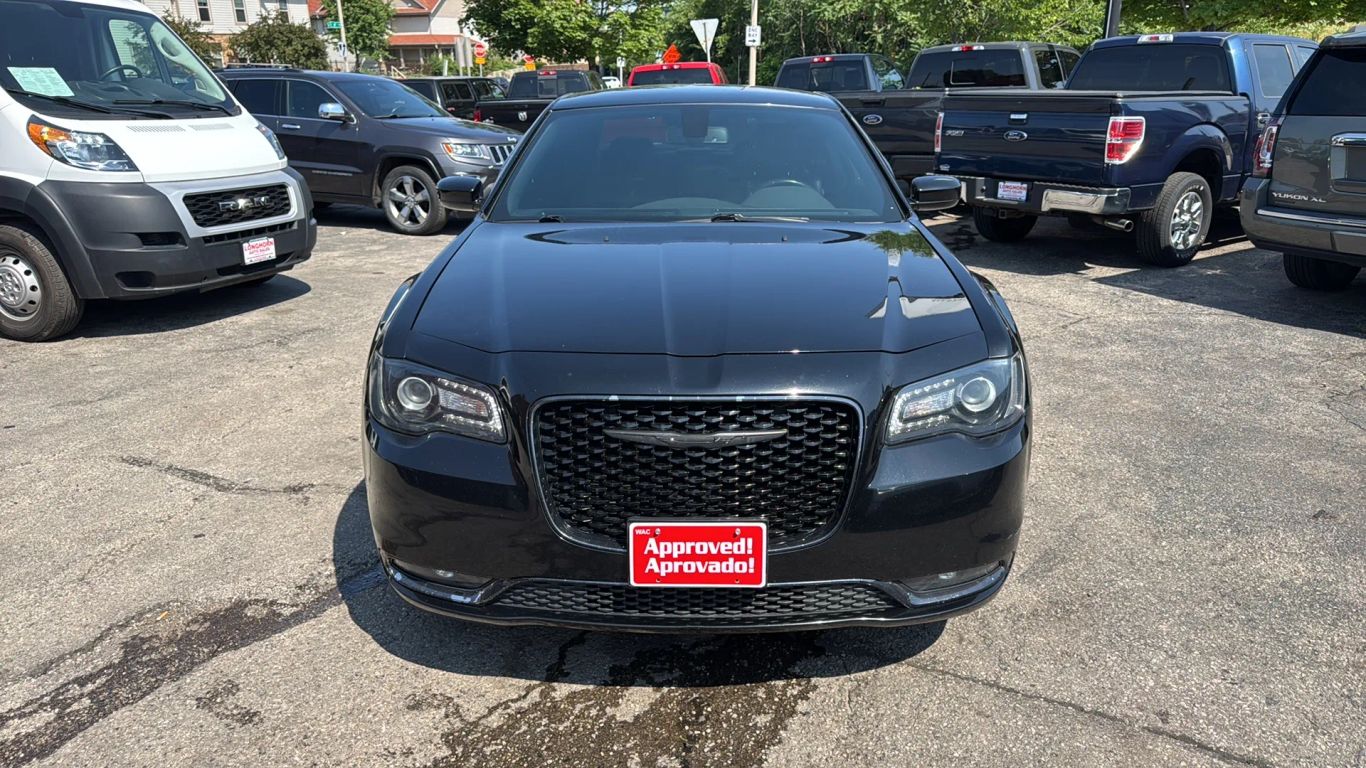 2019 Chrysler 300 S