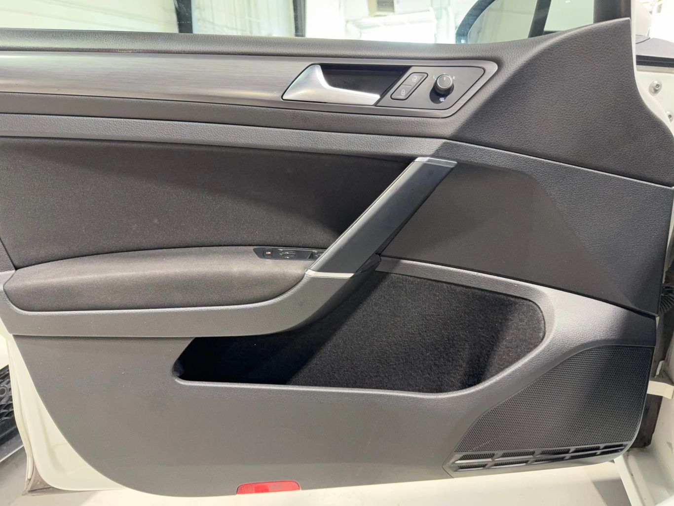 2019 VOLKSWAGEN E-GOLF HATCHBACK ELECTRIC MOTOR, 100 KW SE HATCHBACK SEDAN 4D