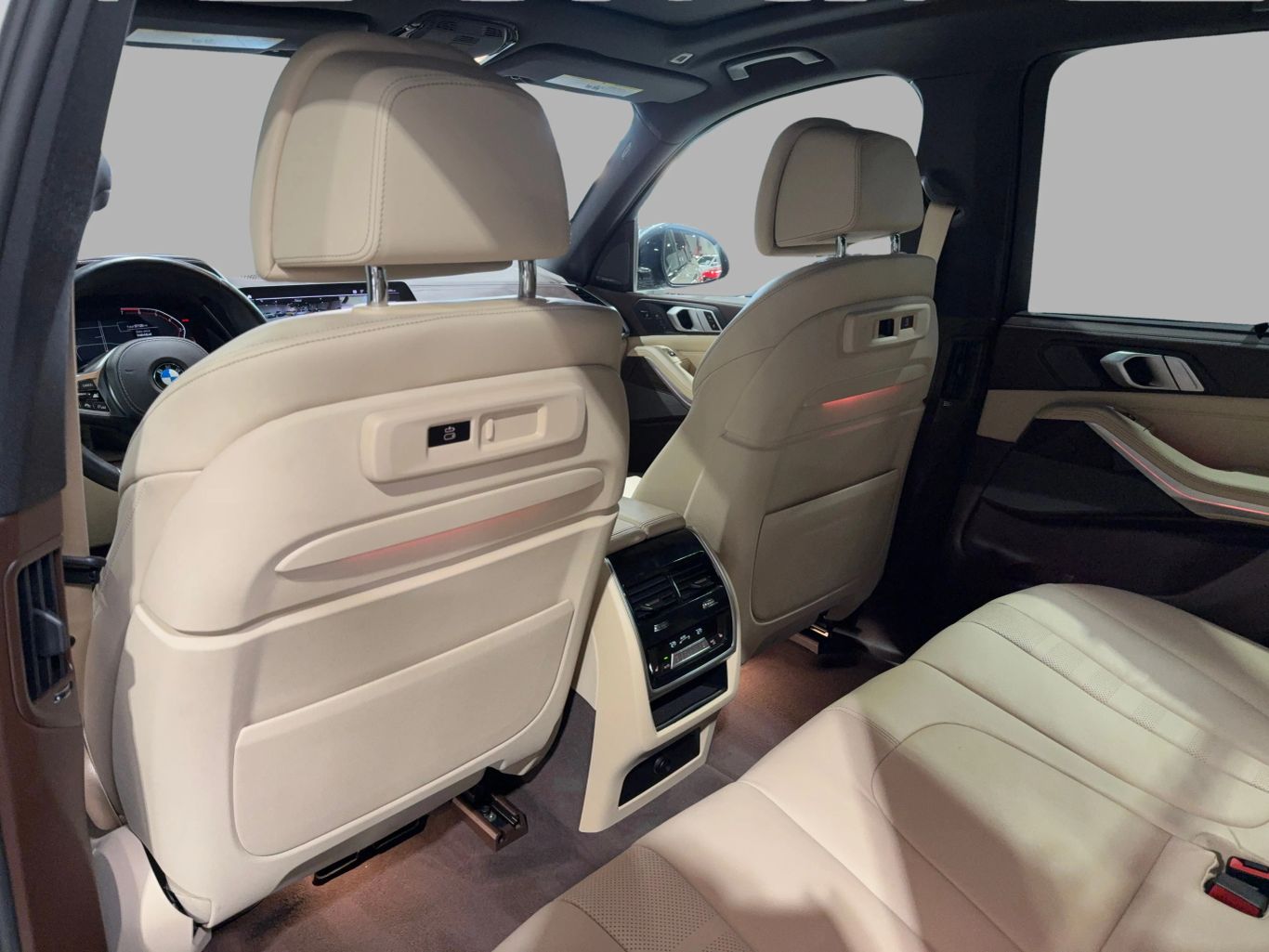 2019 BMW X5 SUV V8, TWIN TURBO, 4.4 LITER XDRIVE50I SPORT UTILITY 4D