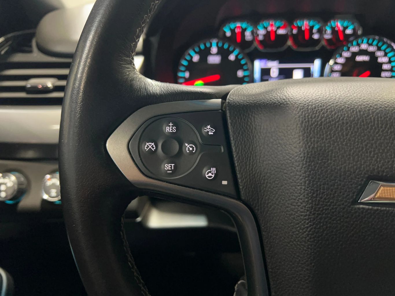 2019 CHEVROLET TAHOE SUV V8, ECOTEC3, 5.3 LITER PREMIER SPORT UTILITY 4D