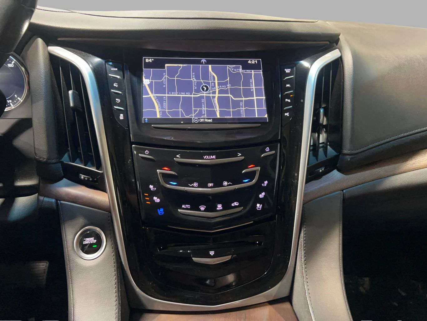 2020 CADILLAC ESCALADE SUV V8, 6.2 LITER LUXURY SPORT UTILITY 4D