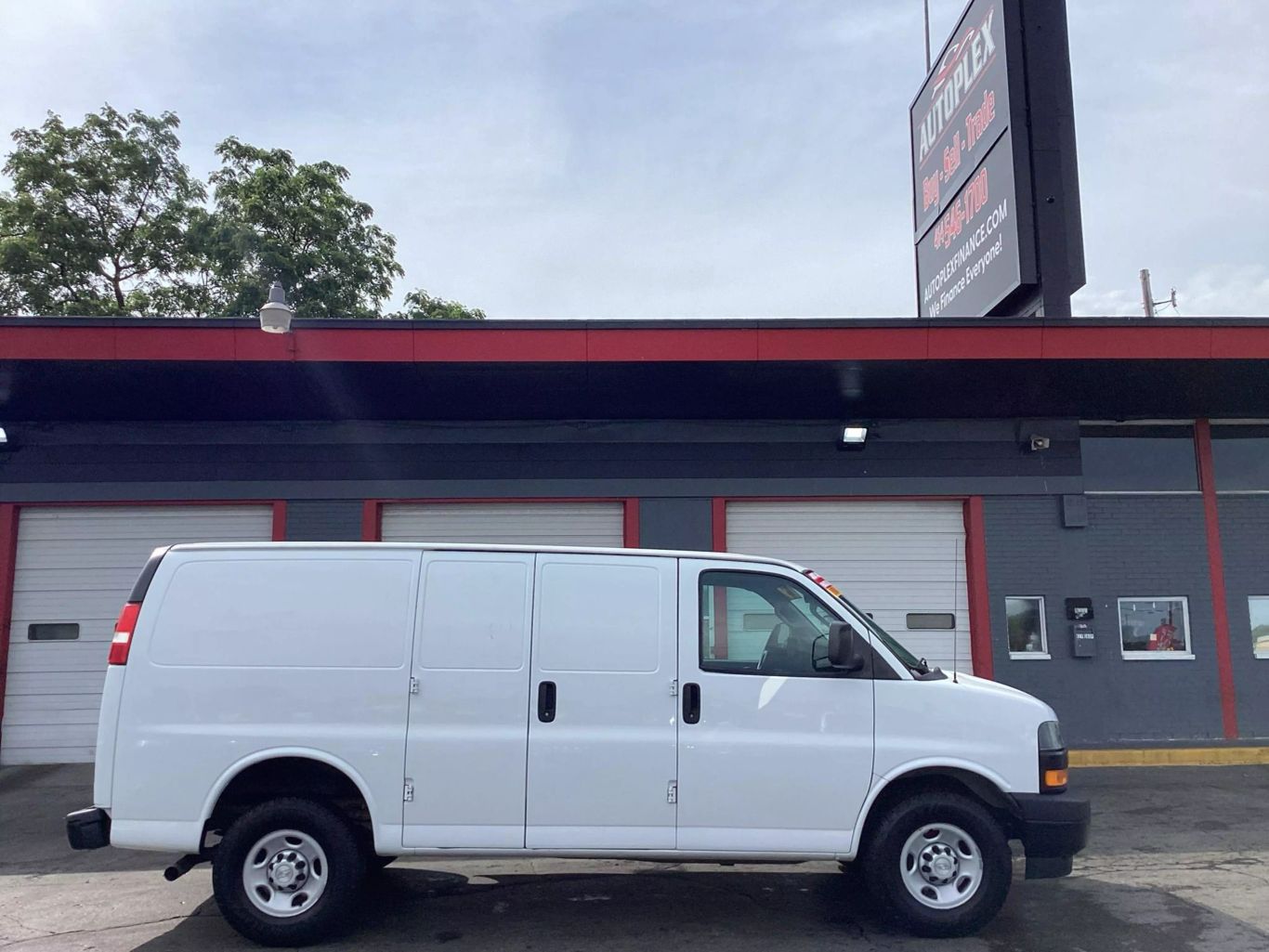 2019 Chevrolet Express 2500 Cargo - Image 1