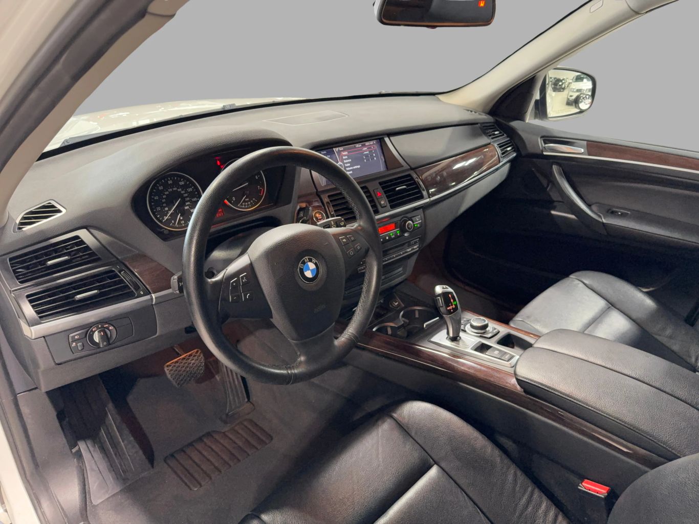 2010 BMW X5 SUV 6-CYL, 3.0 LITER XDRIVE30I SPORT UTILITY 4D