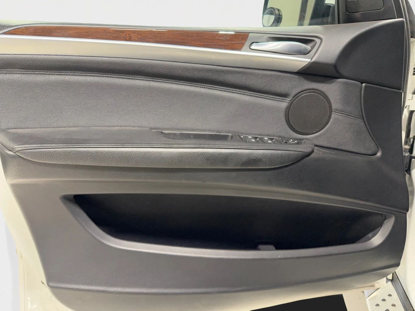 2010 BMW X5 SUV 6-CYL, 3.0 LITER XDRIVE30I SPORT UTILITY 4D