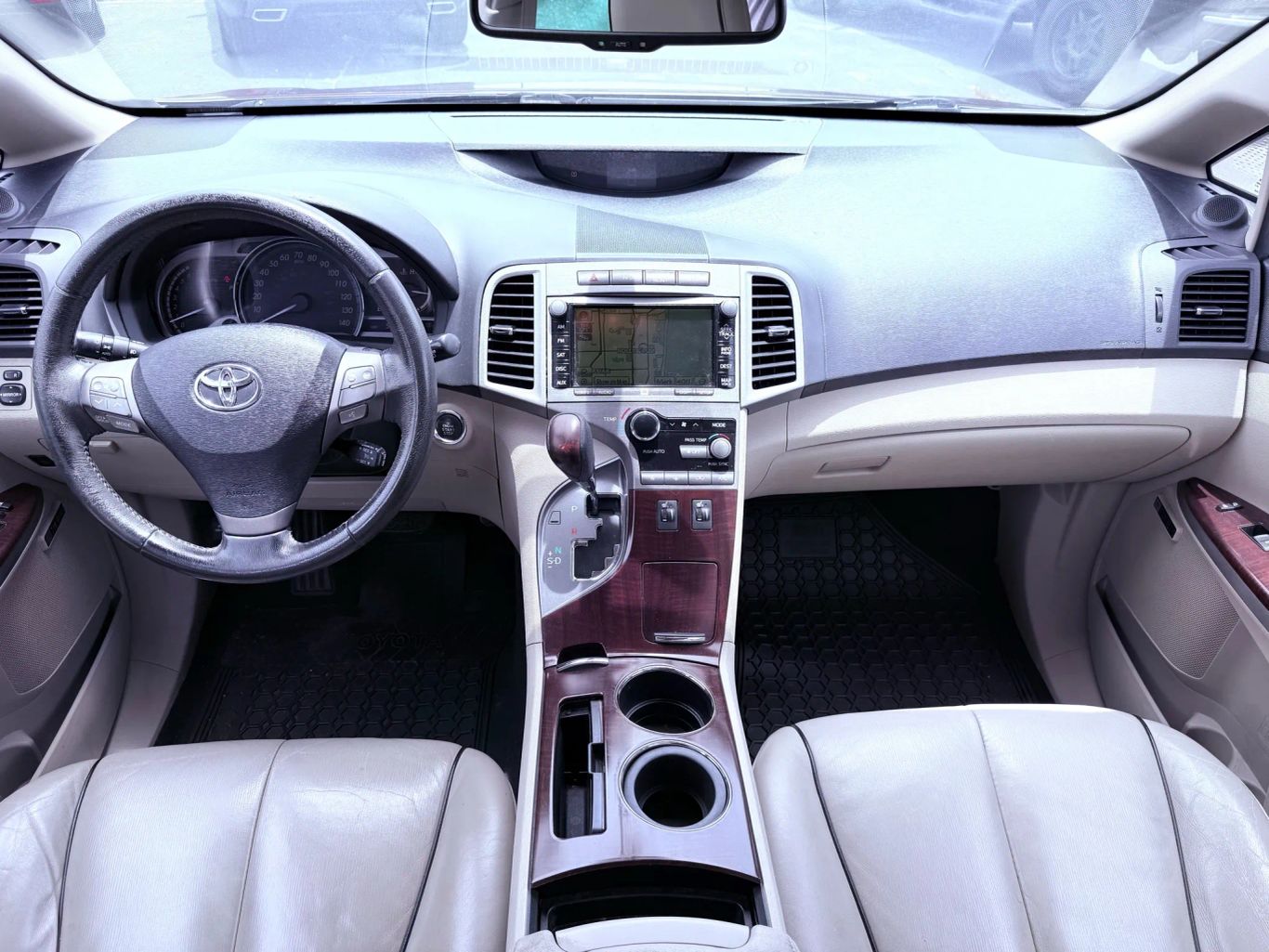 2011 TOYOTA VENZA WAGON V6, 3.5 LITER WAGON 4D
