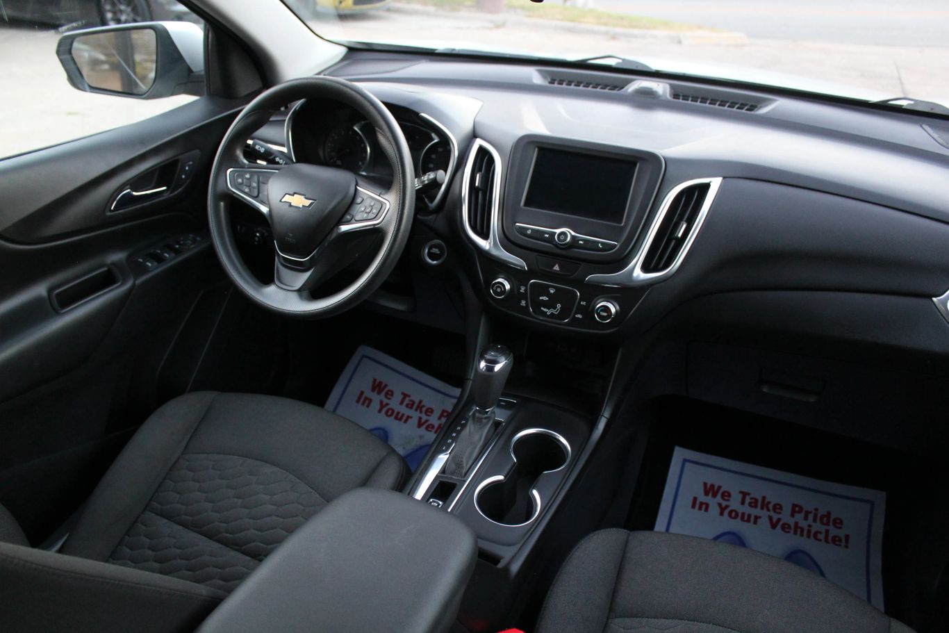 2019 Chevrolet Equinox Lt Sport Utility 4d - Image 17