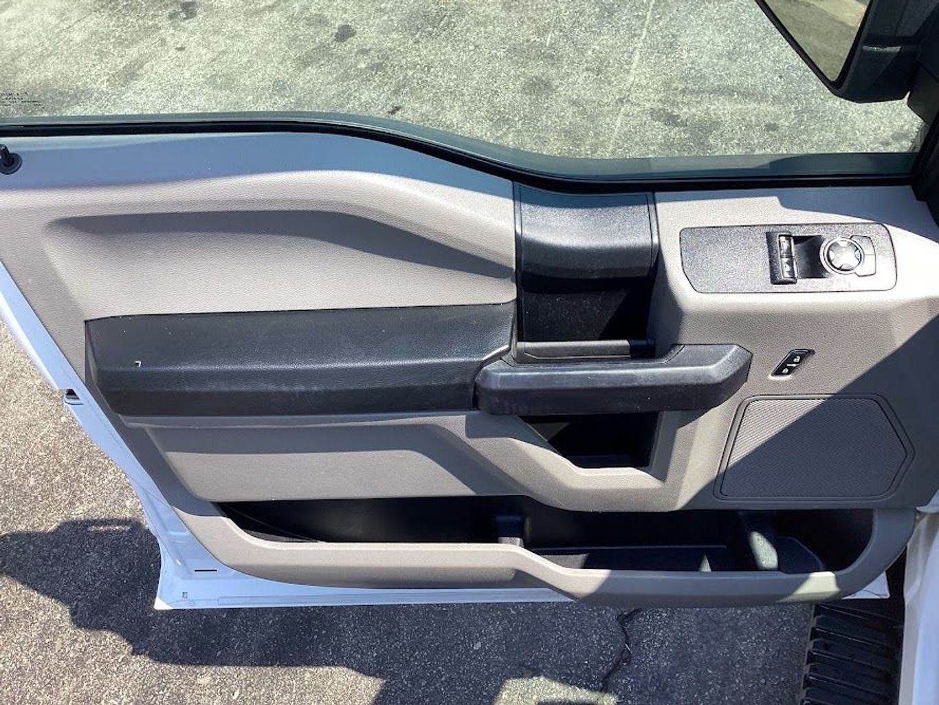 2020 Ford F150 Regular Cab - Image 12