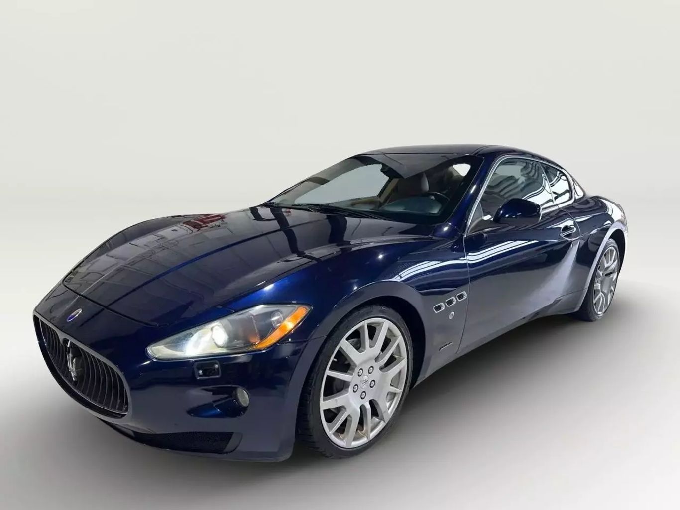 2008 MASERATI GRANTURISMO COUPE V8, 4.2 LITER COUPE 2D