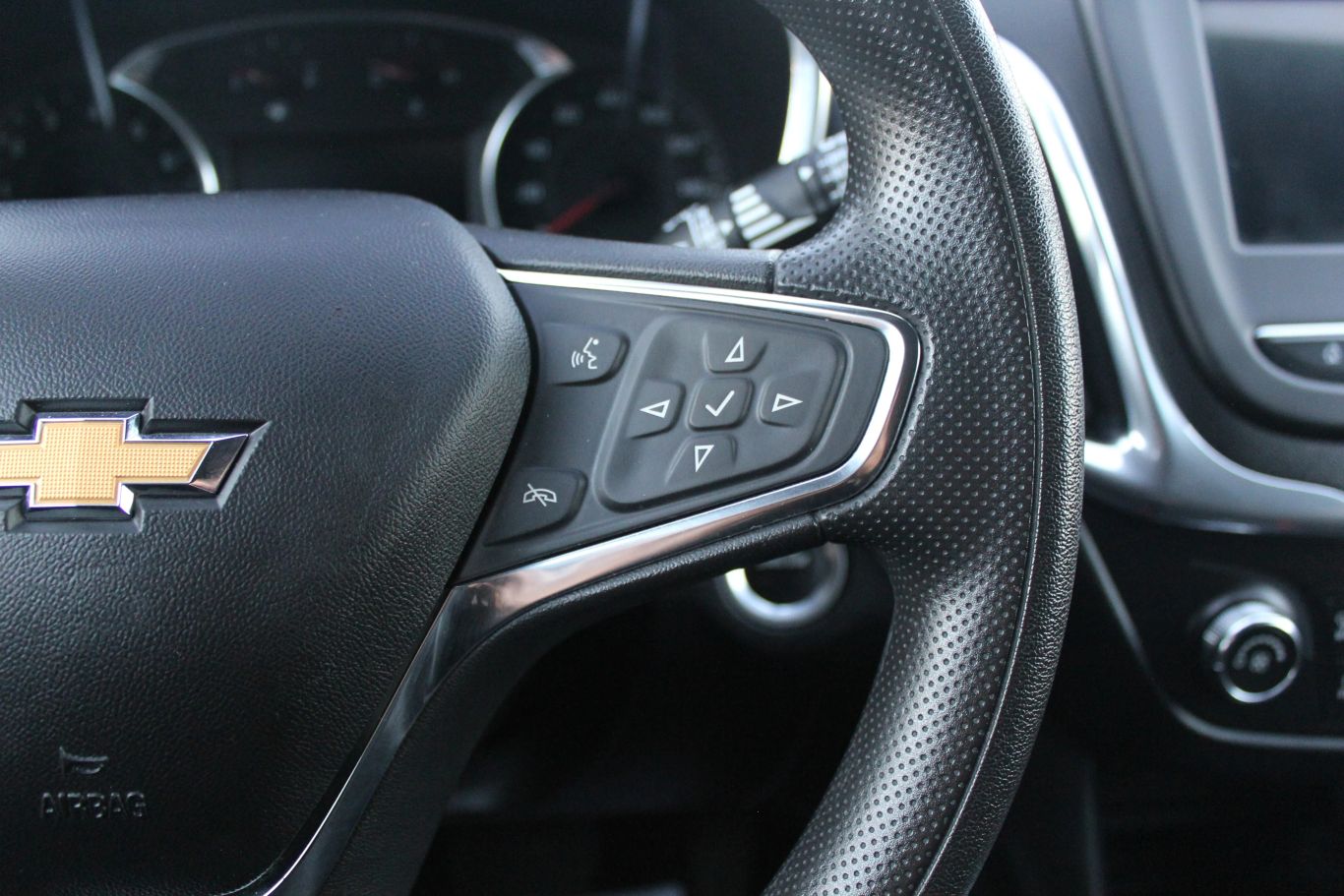 2019 Chevrolet Equinox Lt Sport Utility 4d - Image 16