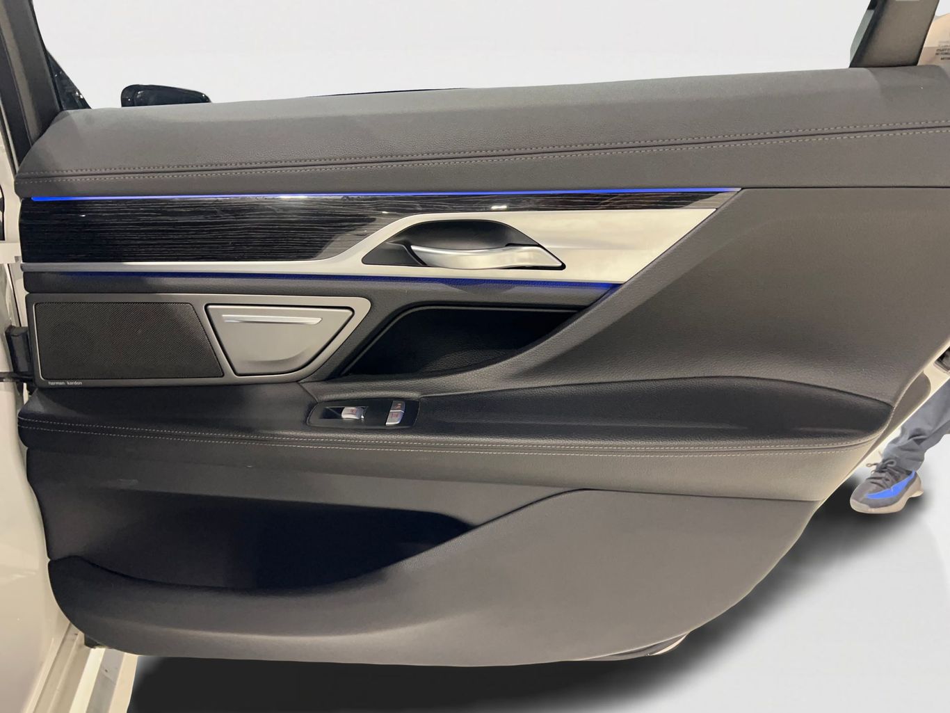 2019 BMW 7 SERIES SEDAN 6-CYL, TURBO, 3.0 LITER 740I SEDAN 4D