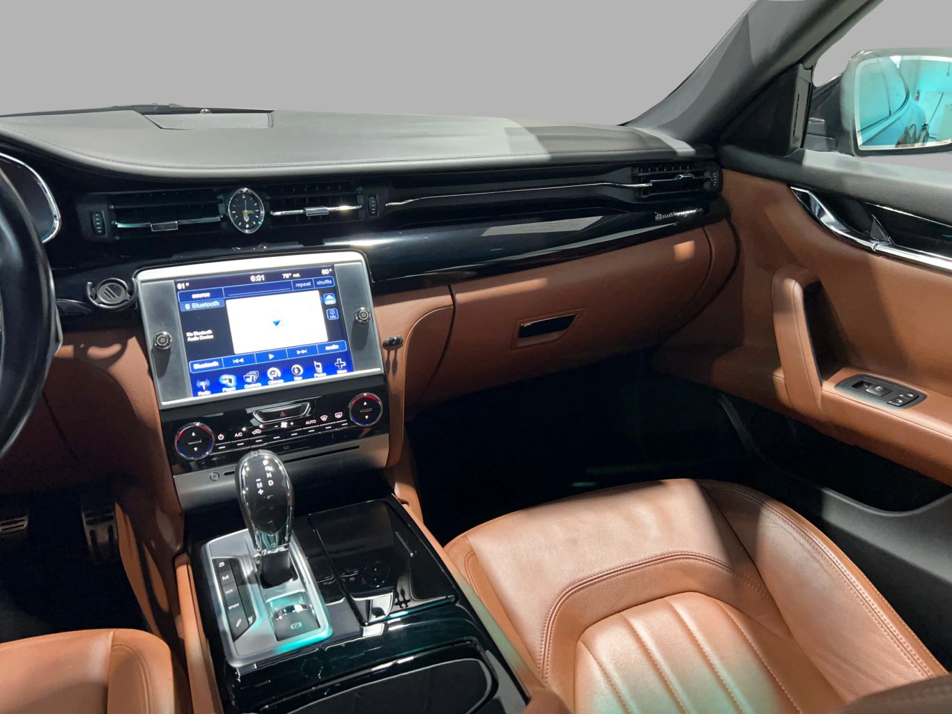 2015 MASERATI QUATTROPORTE SEDAN V6, TWIN TURBO, 3.0 LITER S Q4 SEDAN 4D