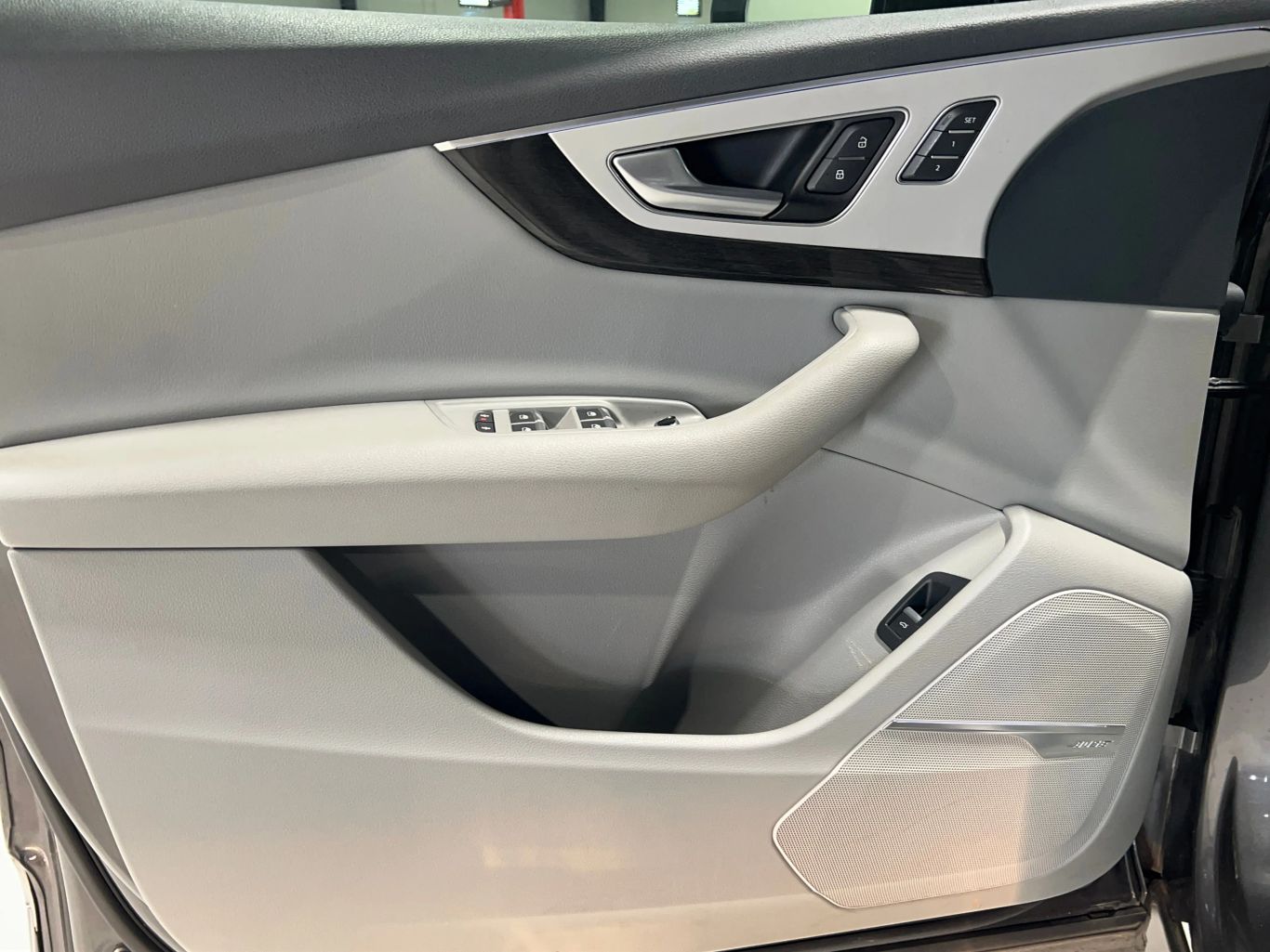 2019 AUDI Q7 SUV 4-CYL, TURBO, 2.0 LITER 45 TFSI PREMIUM PLUS SPORT UTILITY 4D