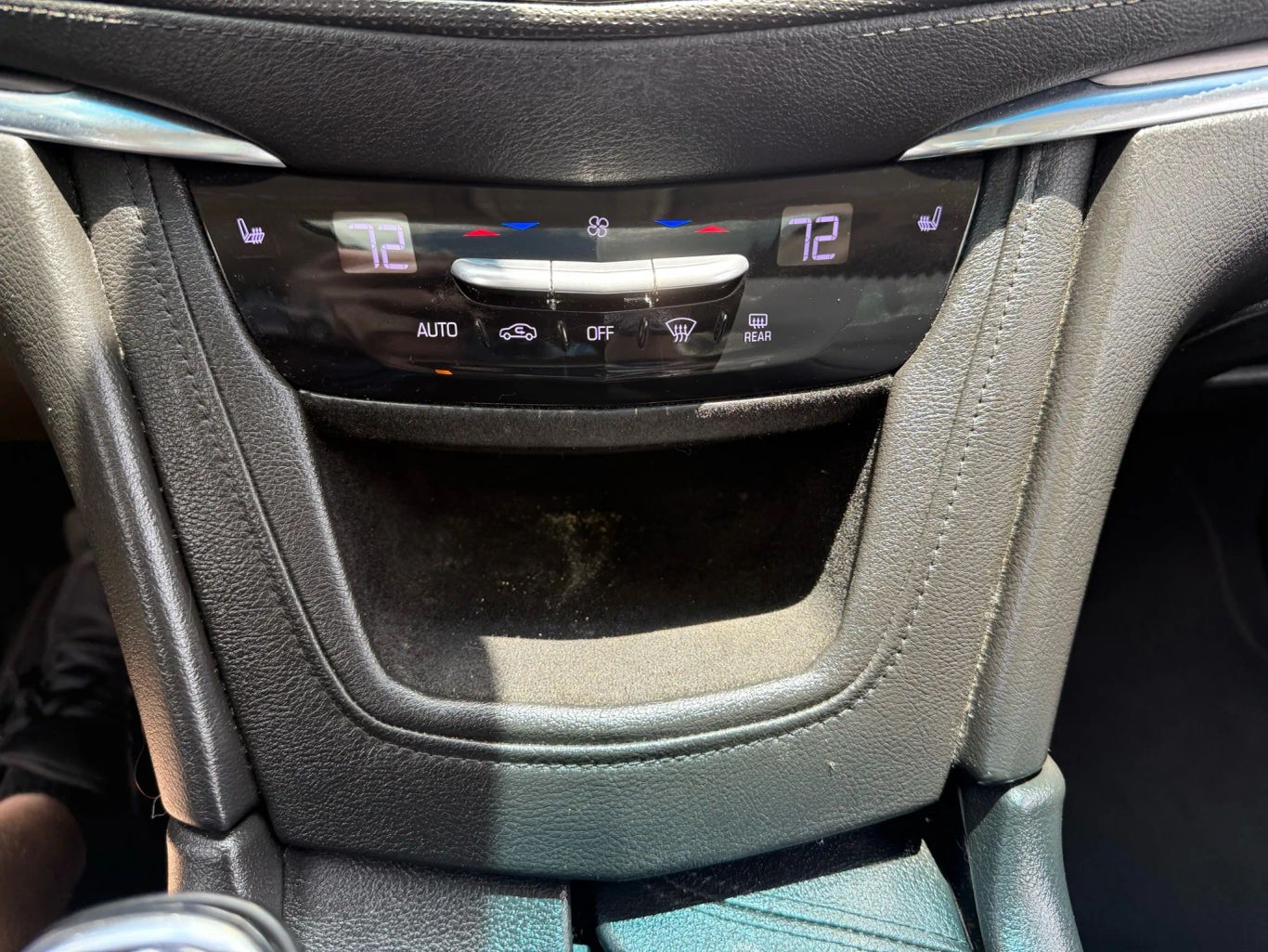 2017 CADILLAC XT5 SUV V6, 3.6 LITER LUXURY SPORT UTILITY 4D