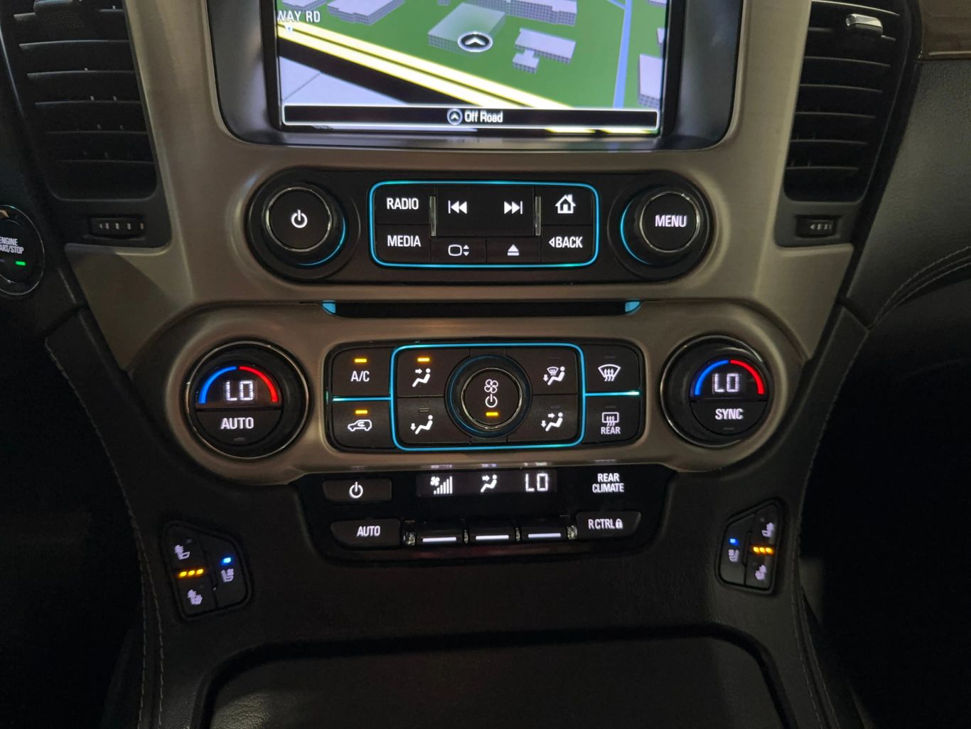 2017 GMC YUKON XL SUV V8, ECOTEC3, 6.2 LITER DENALI SPORT UTILITY 4D