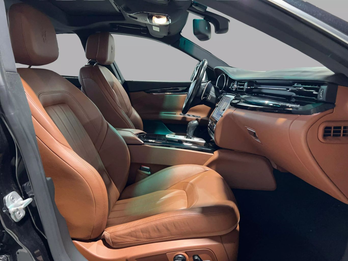 2015 MASERATI QUATTROPORTE SEDAN V6, TWIN TURBO, 3.0 LITER S Q4 SEDAN 4D