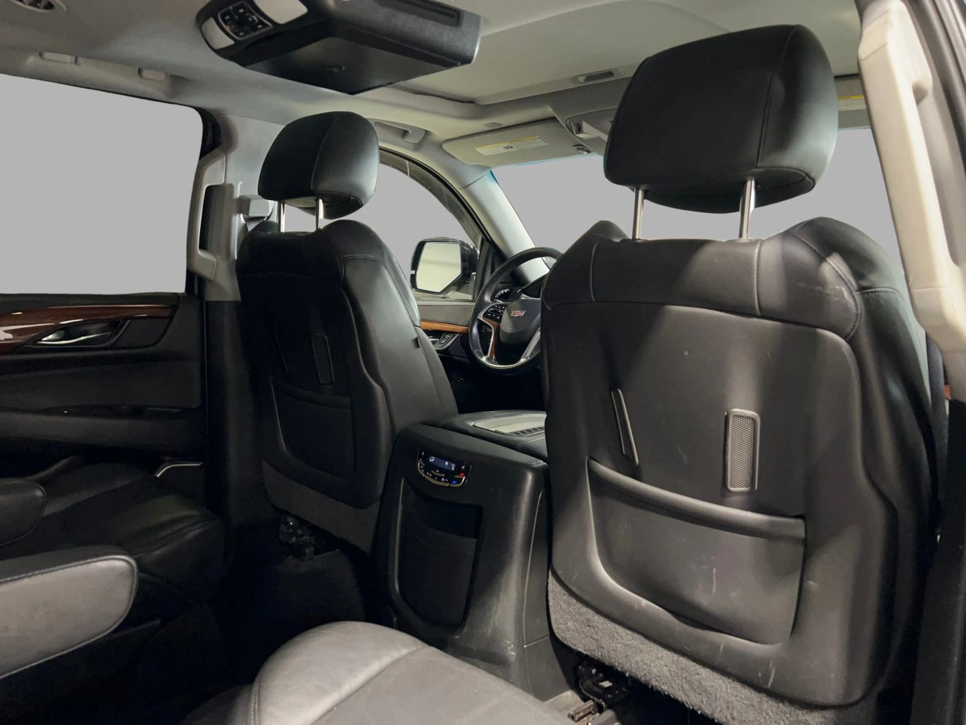 2017 CADILLAC ESCALADE SUV V8, 6.2 LITER LUXURY SPORT UTILITY 4D