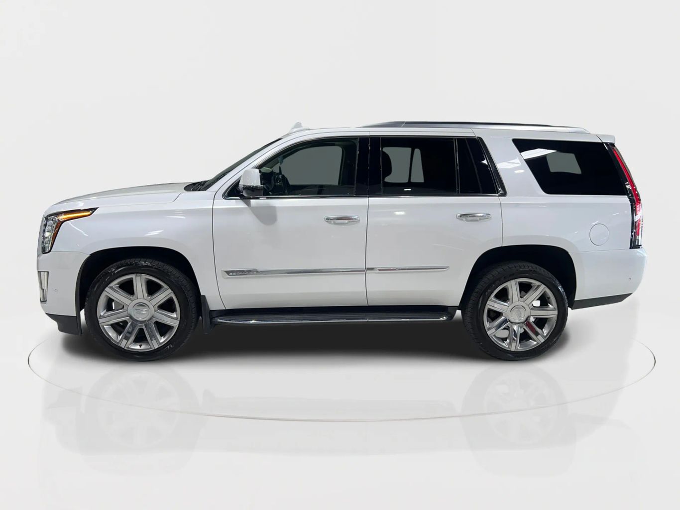 2020 CADILLAC ESCALADE SUV V8, 6.2 LITER LUXURY SPORT UTILITY 4D