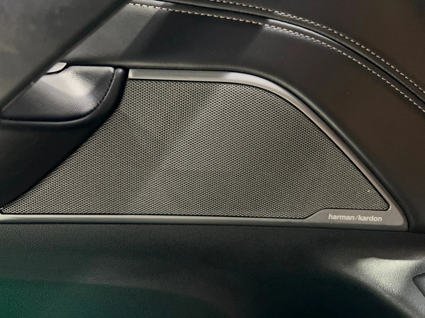 2018 BMW 5 SERIES SEDAN 6-CYL, TURBO, 3.0 LITER 540I SEDAN 4D