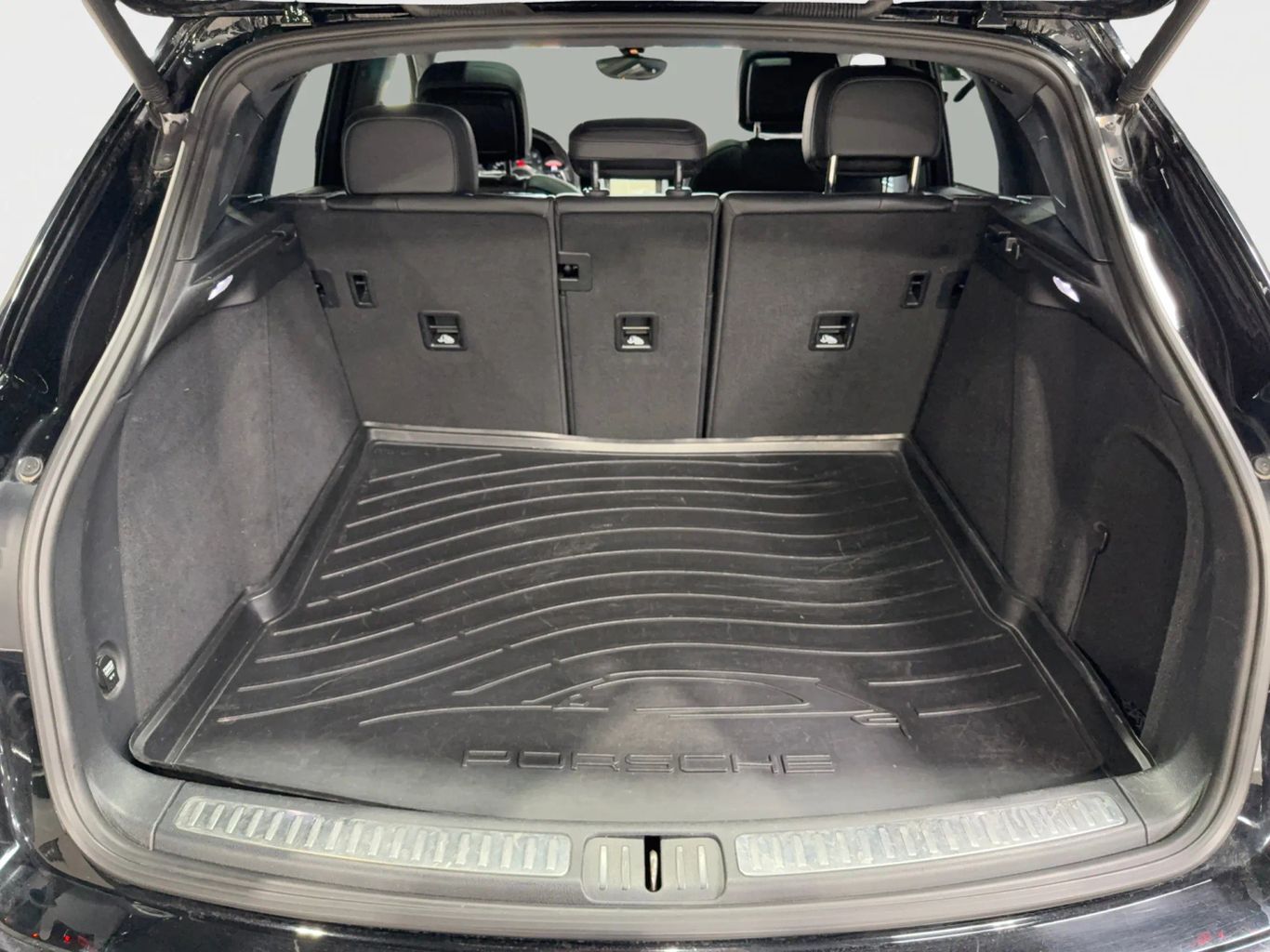 2016 PORSCHE MACAN SUV V6, TWIN TURBO, 3.0 LITER S SPORT UTILITY 4D