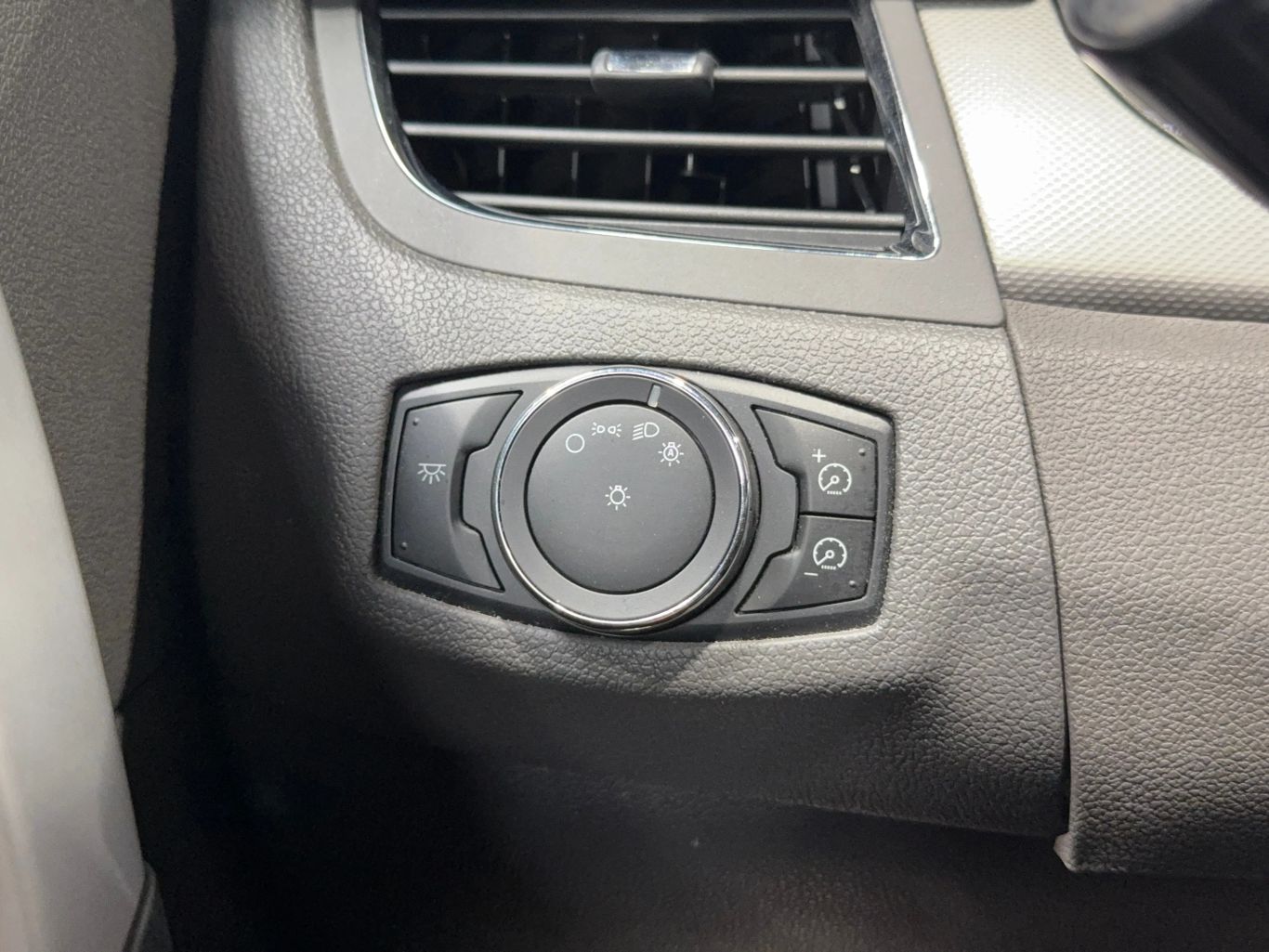 2011 FORD EDGE SUV V6, 3.5 LITER SEL SPORT UTILITY 4D