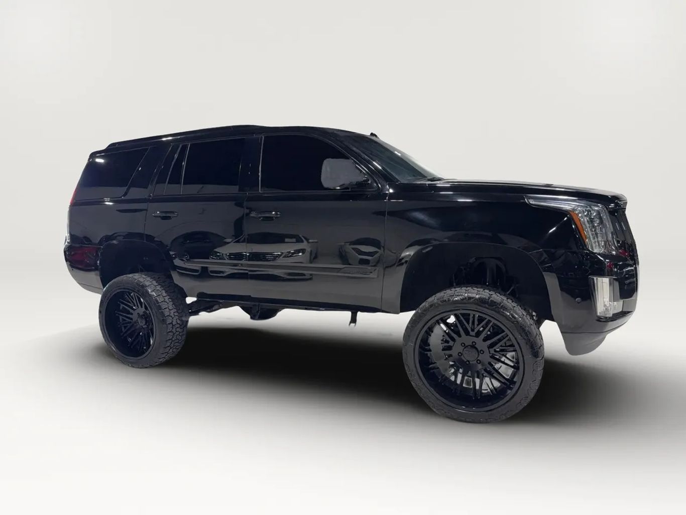 2018 CADILLAC ESCALADE SUV V8, 6.2 LITER SPORT UTILITY 4D
