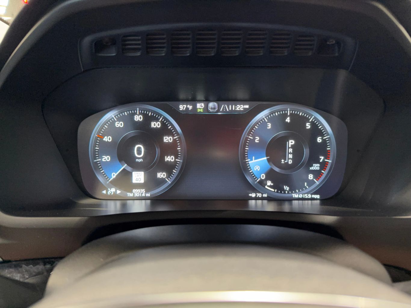 2017 VOLVO XC90 SUV 4-CYL, DRV-E SPRCHGD 2.0T T6 MOMENTUM SPORT UTILITY 4D